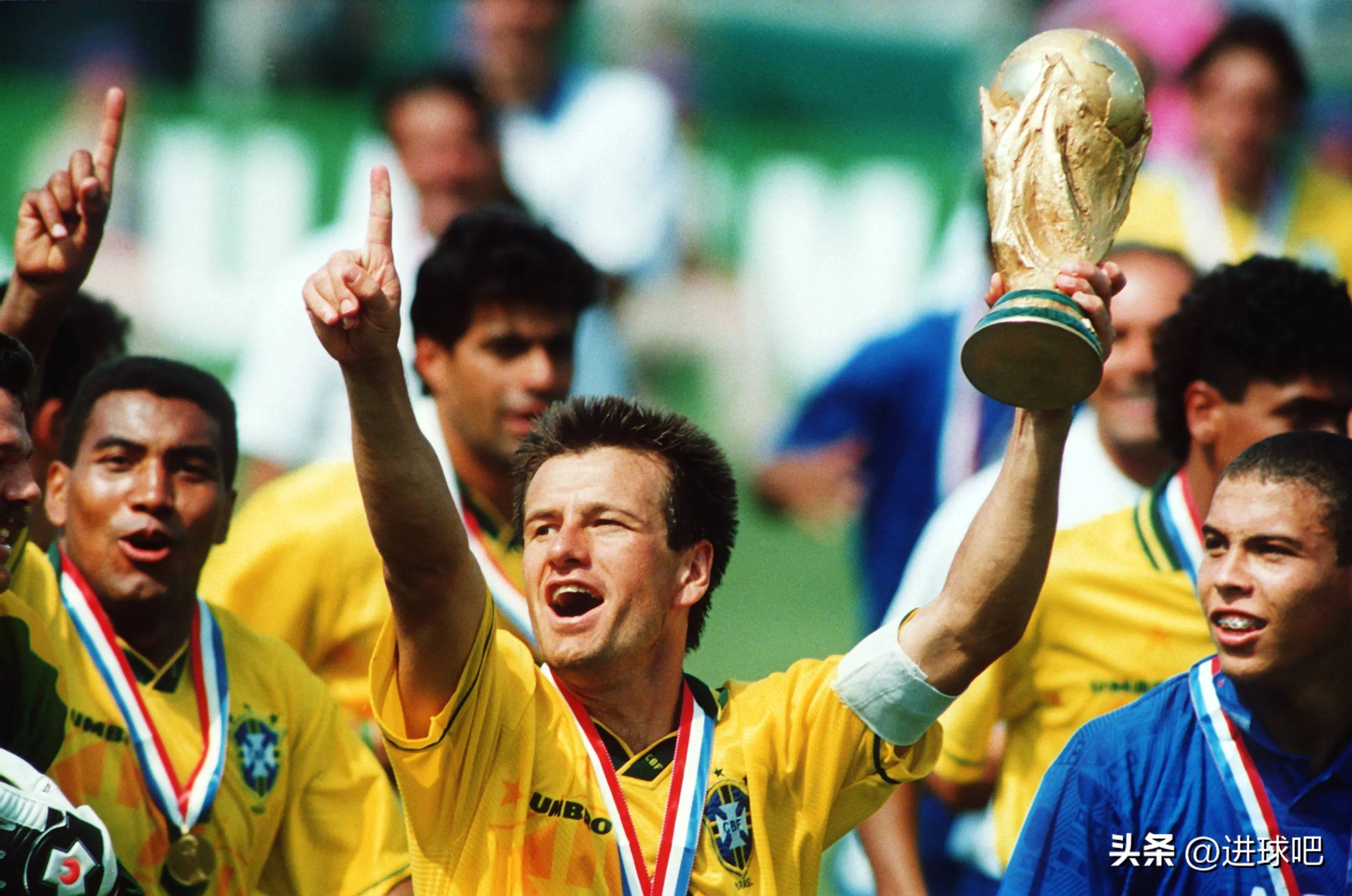 巴西五冠:足球王国的辉煌历史 巴西五冠:足球王国的辉煌历史