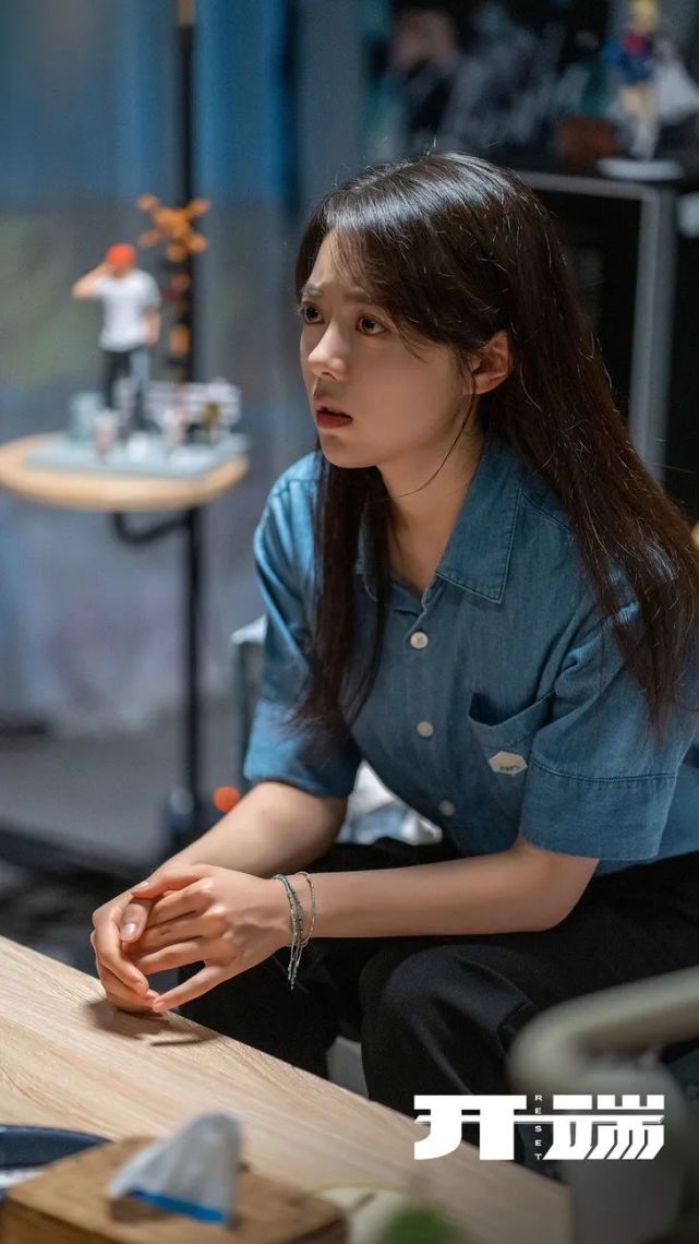 九游体育app-关于《为什么电竞圈容易“塌房”？偶像光环下的真相》的信息