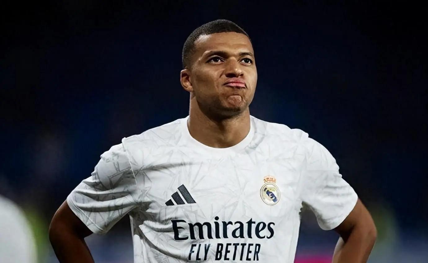 九游体育官方网站-巴黎圣日耳曼换血：姆巴佩离队后如何重建？的简单介绍