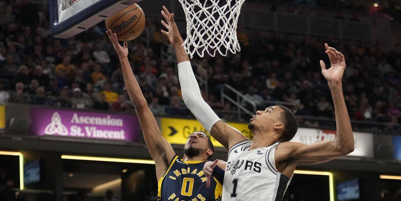 九游娱乐体育-文班亚马季后赛首秀30+10，马刺未来可期的简单介绍