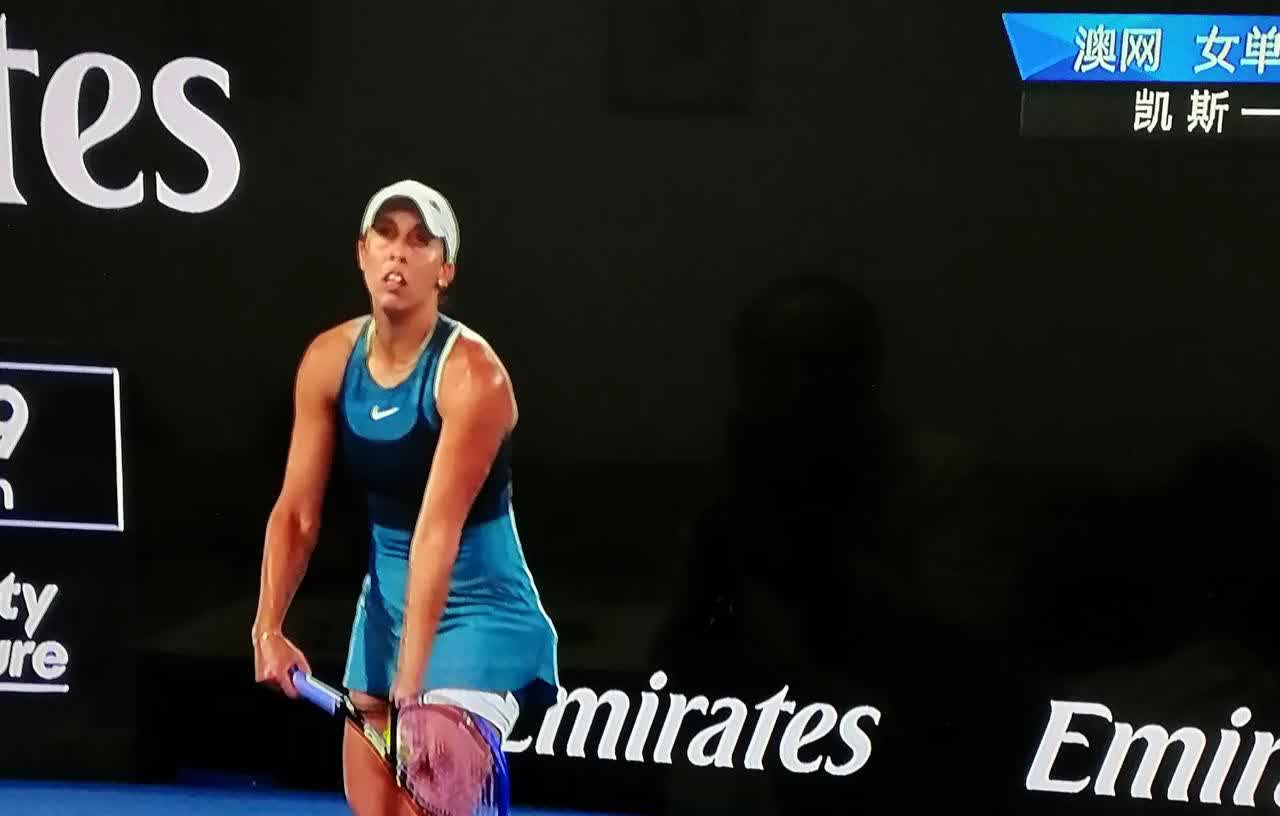 -斯瓦泰克横扫对手，女单世界第一稳如泰山的简单介绍