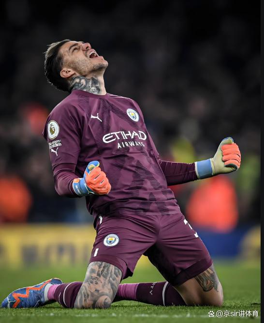 门将的现代角色:从扑救到组织进攻的简单介绍 门将的现代角色:从扑救到组织进攻的简单介绍