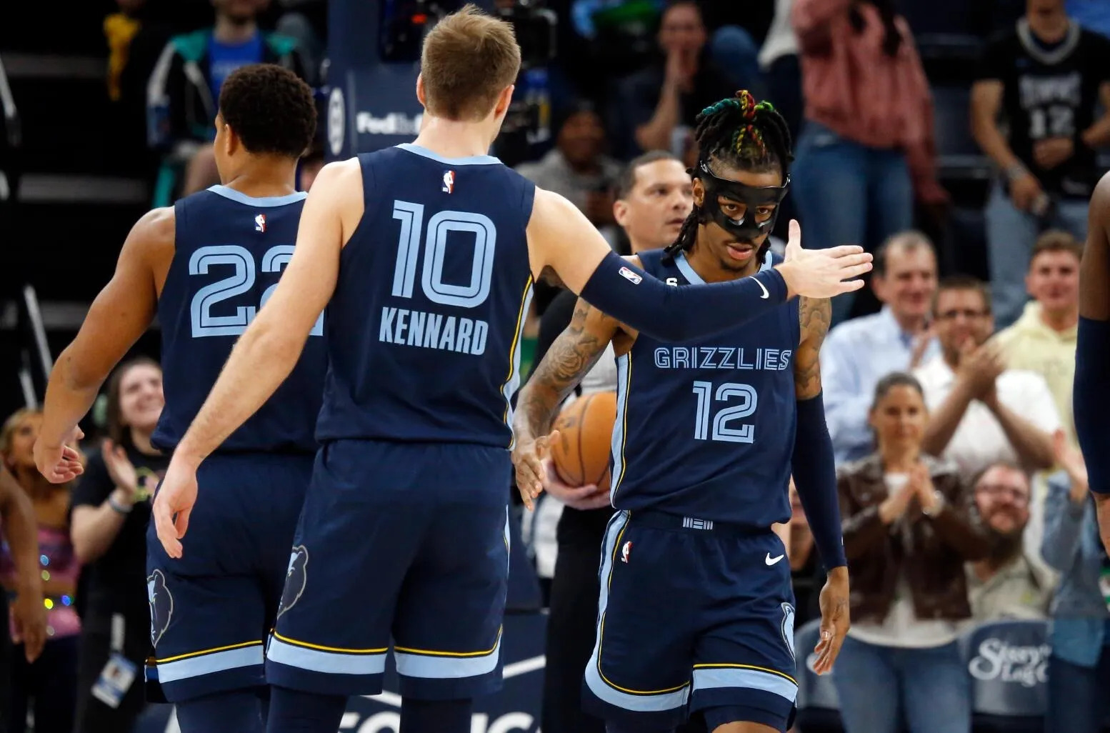 包含莫兰特季后赛50分！灰熊抢七胜森林狼的词条