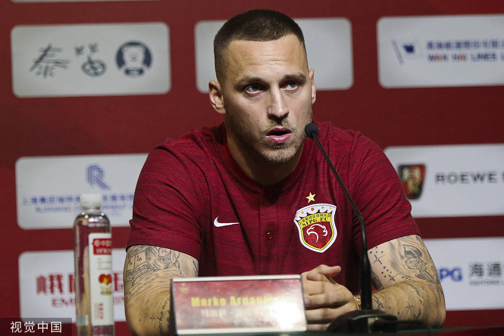 包含最奇葩红牌理由：球员因庆祝过度、系鞋带被罚下？的词条