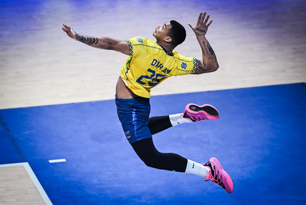 包含巴特勒休赛期打排球联赛，跨界秀天赋的词条