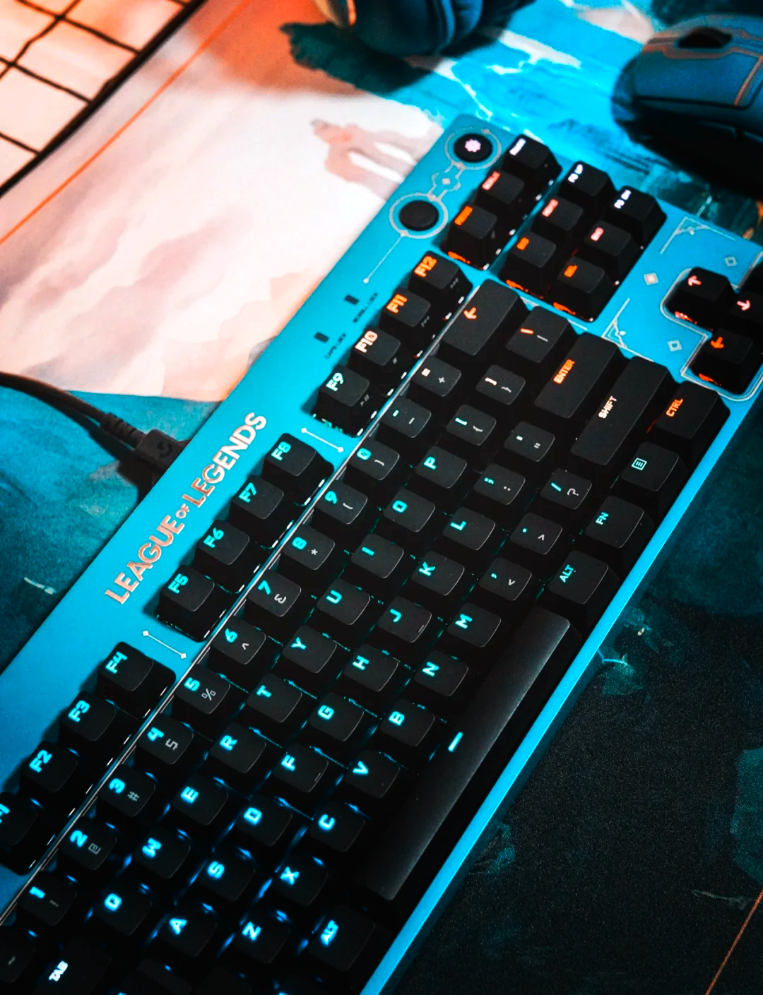 包含电竞选手定制外设:个性化装备成新潮流的词条 包含电竞选手定制外设:个性化装备成新潮流的词条